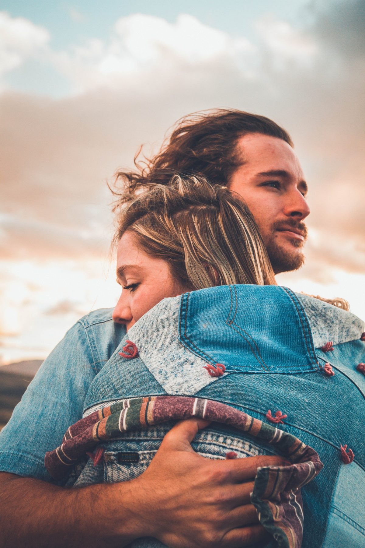 5 Signs He’s The Right Man For You